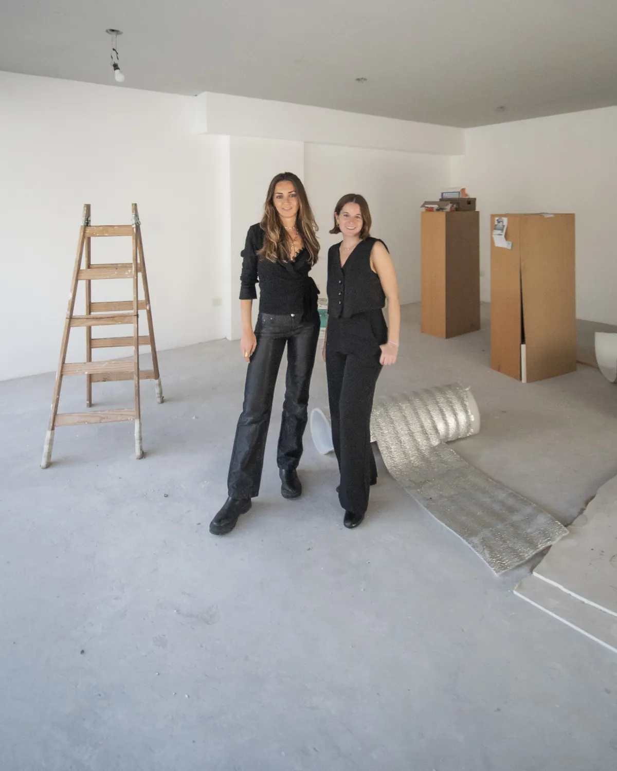 Micaela Cohen e Iara Szlazer en una obra, antes de empezar